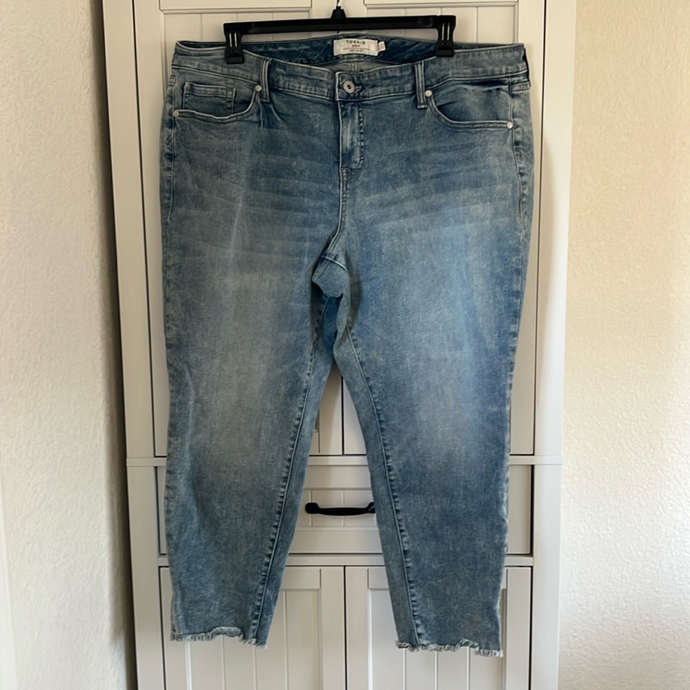 Torrid skinny jeans